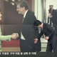 Illustration for article titled How a Bill Gates Handshake Caused Controversy in South Korea